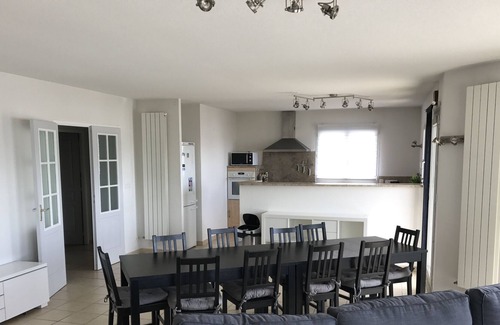 Egat Apartment | 4 Bedroom Apartment in a Quiet Area