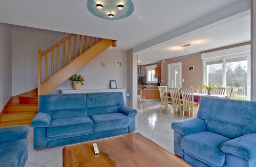 Courtils House | 4 bedroom awesome home in Courtils