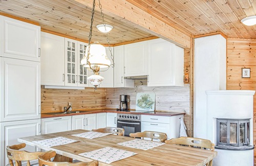 Vaksdal Municipality House | 4 bedroom beautiful home in Vaksdal
