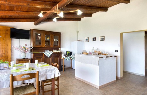 Cimina House | 4 bedroom beautiful home in Ciminà