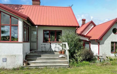 Listarum House | 4 Bedroom Cozy Home In Gärsnäs