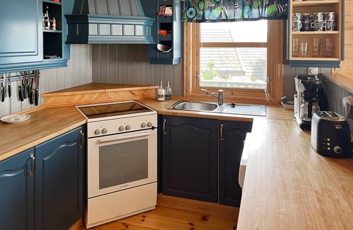 Strand Municipality House | 4 bedroom cozy home in Idse