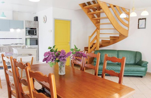 Saint-Roman House | 4 bedroom gorgeous home in Saint Roman