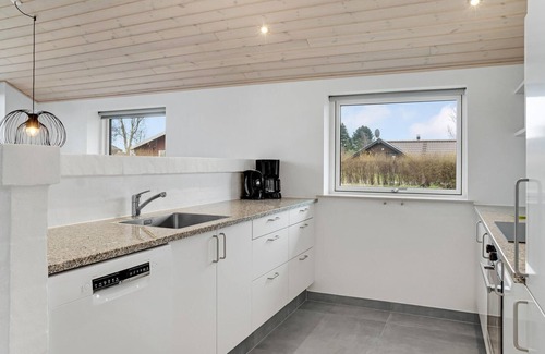 Bog By House | 4 bedroom gorgeous home in Bogø By