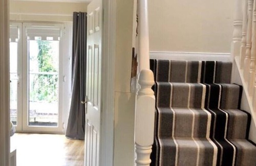 Glenavy House | 4 Bedroom holiday home