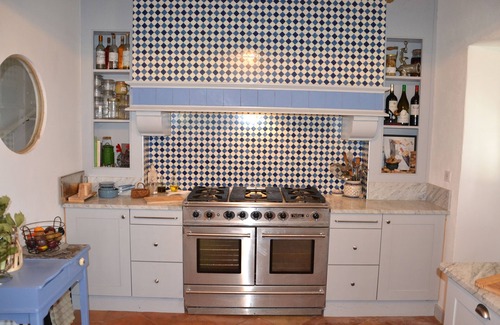Pomport House | 4-bedroom house in charming Pomport with WiFi, AC. Book your stay now