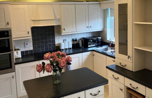 Newry House | 4 Bedroom House in Newry Central