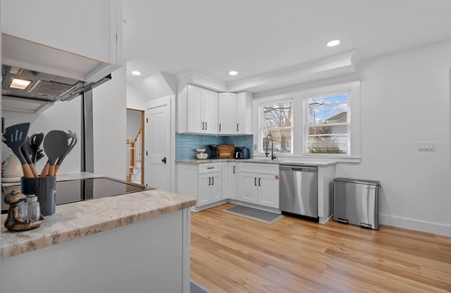 Willimantic House | 4-bedroom house in Windham - Pet Friendly - Thread City Family Escape
