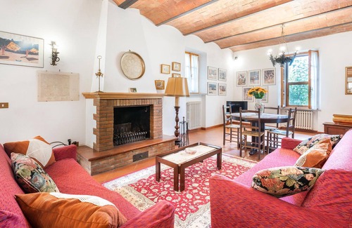 Serre di Rapolano House | 4 bedroom accommodation in Casotto Le Cetine (SI)