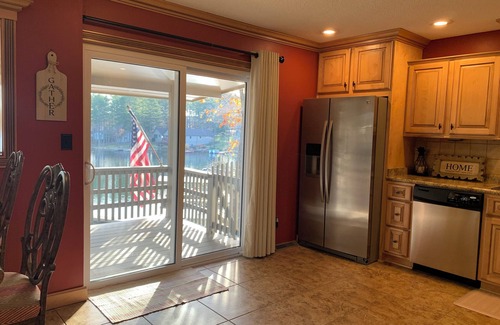 Cherokee Village House | 4-bedroom lakefront house with private dock