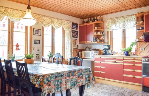 Osteroy House | 4 bedroom lovely home in Lonevåg