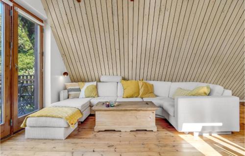 Ebeltoft House | 4 Bedroom Lovely Home In Ebeltoft
