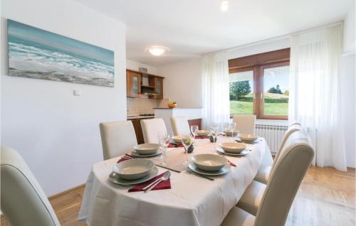 Kupinecki Kraljevec House | 4 Bedroom Nice Home In Starjak