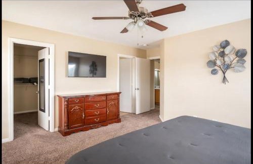 Sunrise Manor House | 4 bedroom North Las Vegas with pool