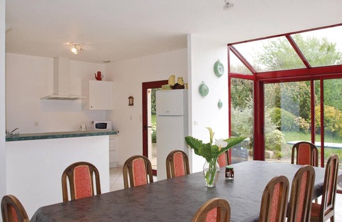 Tredarzec House | 4 bedroom stunning home in Tredarzec