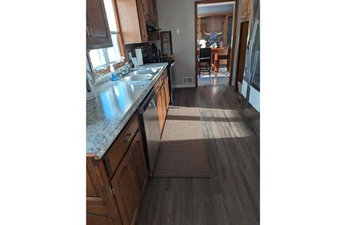 Mankato House | 4-bedroom vacation home minutes from Minnesota State University