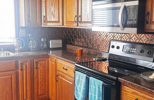 LaSalle House | 4 Bedroom Waterfront Oasis Getaway with Hot Tub
