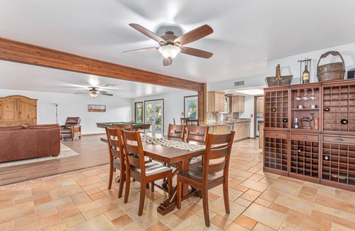 South Mountain House | 4 Bedrooms, Full Kitchen, Pool table, BBQ, Garage & RV Parking, Golf, Hiking
