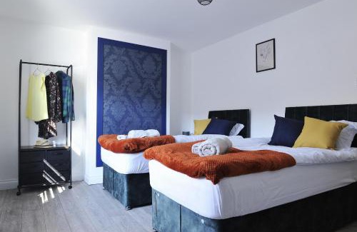 Kettering House | 4 berooms 7 beds house in Kettering 2 showers Garden Fast Wi-Fi