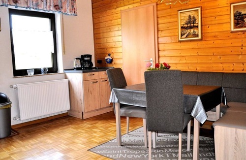 Alsbach Apartment | 4-Bettwohnung - Ferienwohnung Eudenbach