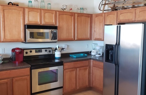 Maricopa House | 4 Br + loft 2000 SQ Dog friendly home with *Heated Pool*
