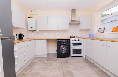Wellingborough House | 4 Guests - Free Parking - Near Attractions