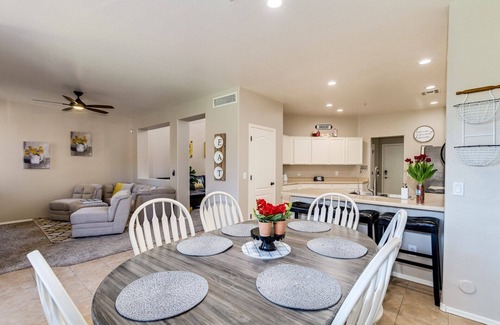 Sunrise Village House | 4 homes next to each other in Golf Course Gated Community for Large Groups!