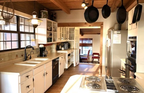 Uvalde House | 4 Maples on the Frio, Riverfront, Wi-Fi, @ Frio River Vacation Rentals