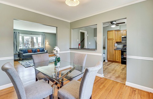 Walker Mill House | 4 Mi to Northwest Stadium: Inviting Home!