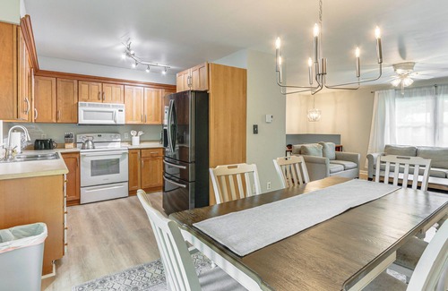 Park Forest Village House | 4 Mi to Penn State: Suburban Happy Valley Home
