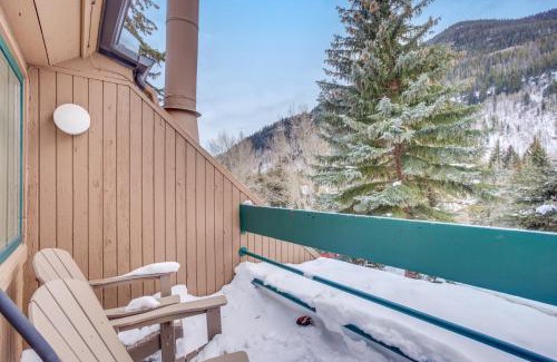 Vail Apartment | 4 Mi to Vail Ski Resort Cozy Getaway with Deck!
