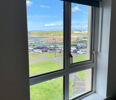 Drumacrin Apartment | 4 Peak Apartment - Sea View