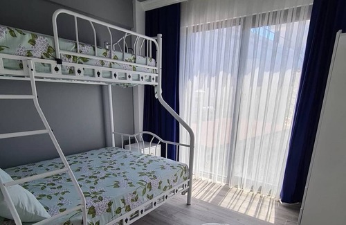 Bogazici Apartment | 4 Person, Apartment with Shared Pool - AWZ 255