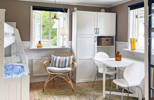 Ljungskile House | 4 person holiday home in Ljungskile