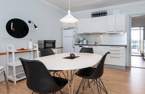 Bønnerup Strand Apartment | 4 person holiday home on holiday park in Glesborg