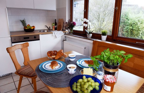 Bergisch Gladbach Apartment | 4-room apartment for 3 - 6 people