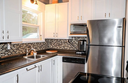 Fredericton House | 4-room house with plenty of character