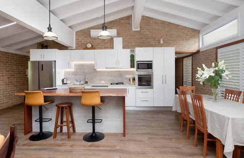 Port Macquarie House | 4 Shelly Beach Road: 2 BR, 2 BA in Port Macquarie , Sleeps 4