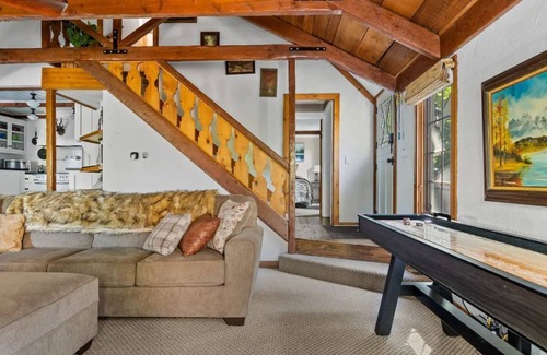 Cedar Glen House | "4 Sons"-Family Friendly Escape Steps to the Lake