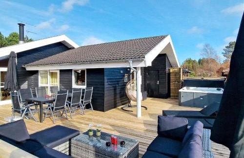 Aalbaek House | 4 star holiday home in Ålbæk-By Traum