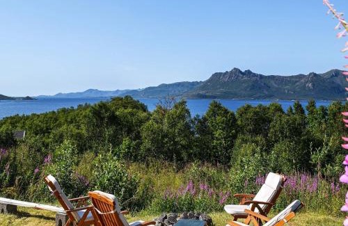 Sortland House | 4 star holiday home in Hennes