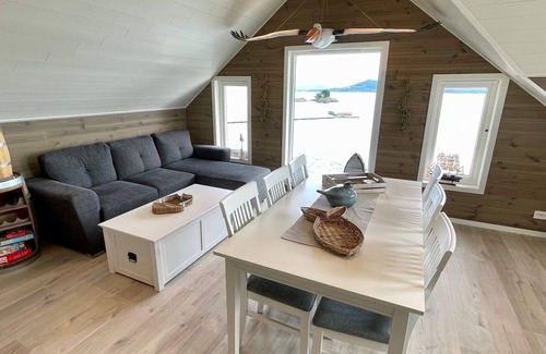 Mosterhamn House | 4 star holiday home in MOSTERHAMN