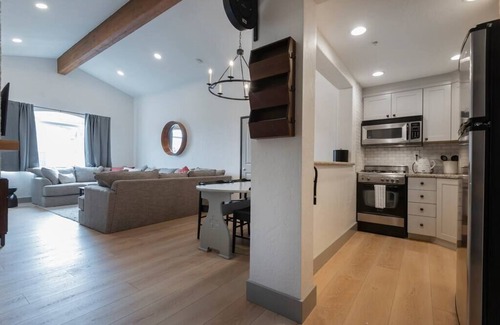 Zermatt Villa | 4-Star Zermatt Resort 2B2B Villa- Newly Remodeled!