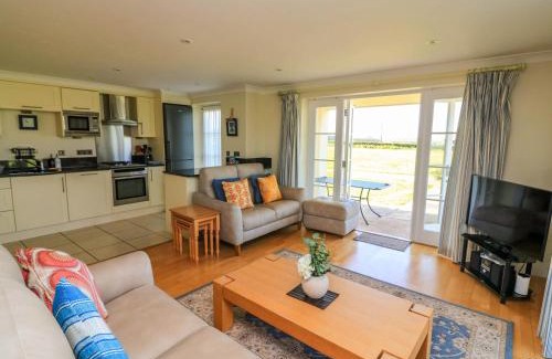 Thurlestone Apartment | 4 Thurlestone Beach House