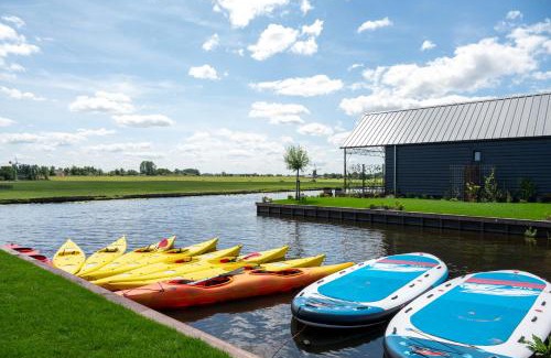 Municipality of Kaag en Braassem Villa | 4 to 6 persons waterfront villa