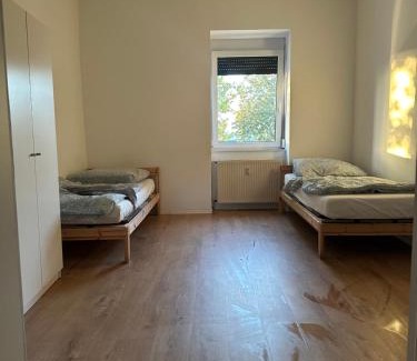 Bruchsal Apartment | 4 Zimmer Bruchsal/Bahnhof Zentrale Lage (Monteurzimmer)