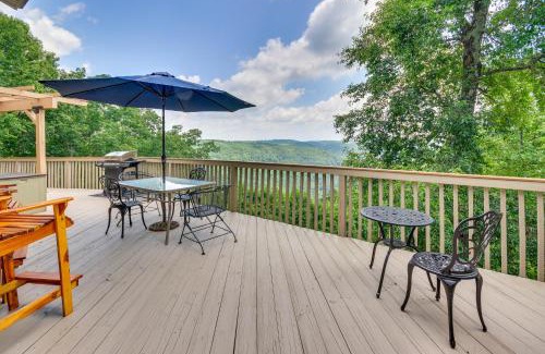 Dan River House | 40-Acre Ararat Escape On-Site Trails and Mtn Views!