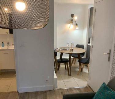 Quartier de la Porte-Saint-Denis Apartment | 40 m² Apartment ∙ 2 bedrooms ∙ 6 guests