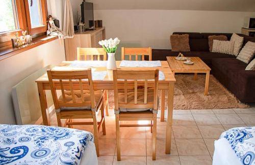 Velke Bilovice Apartment | 40 m² Apartment ∙ 2 bedrooms ∙ 5 guests