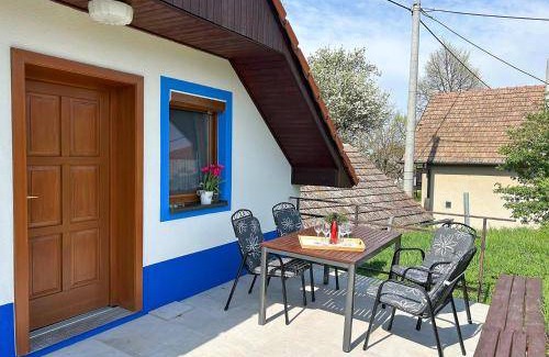 Velke Bilovice Apartment | 40 m² Apartment ∙ 2 bedrooms ∙ 5 guests
